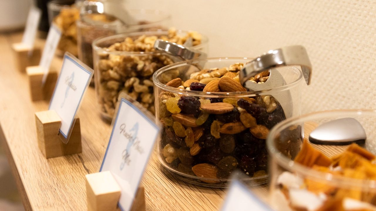 viele, leckere Müsli-Zutaten viele, leckere Müsli-Zutaten